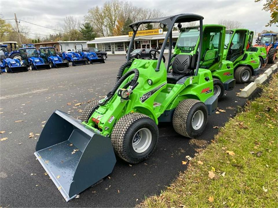 Where to rent ARTICULATED LOADER 528 in Mt. Airy NC